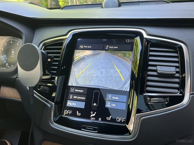 Volvo XC90-14