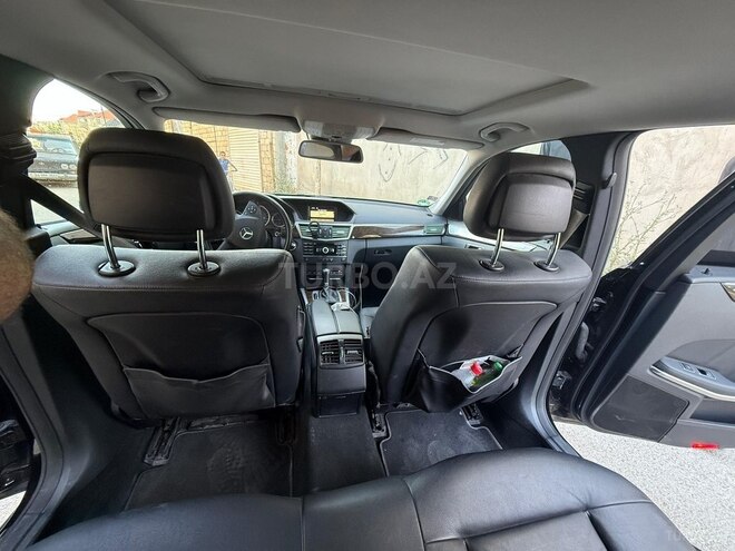 Mercedes E 250-7