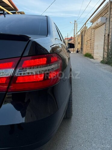 Mercedes E 250-15