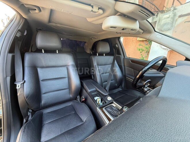 Mercedes E 250-17