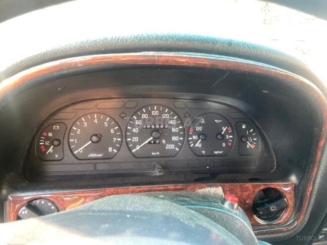 GAZ 3110 "Volga"-8
