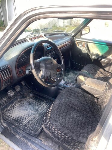 GAZ 3110 "Volga"-7