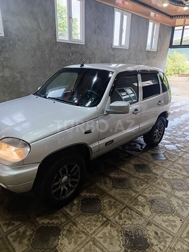 Chevrolet Niva-3