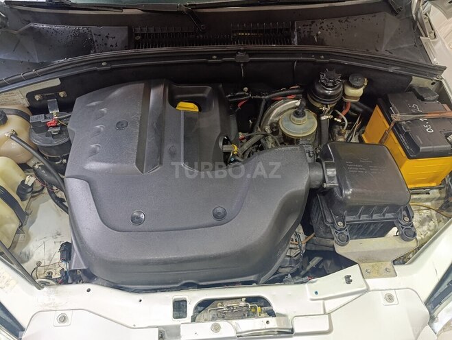 Chevrolet Niva-5