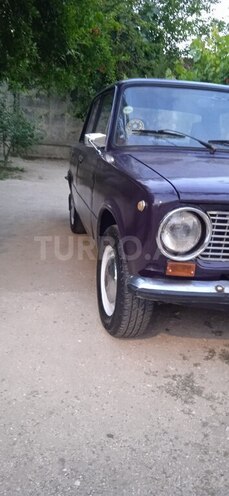 LADA (VAZ) 21011-2