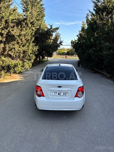 Chevrolet Aveo-6