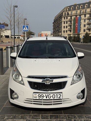 Chevrolet Spark-2