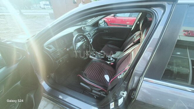 Honda Accord-6