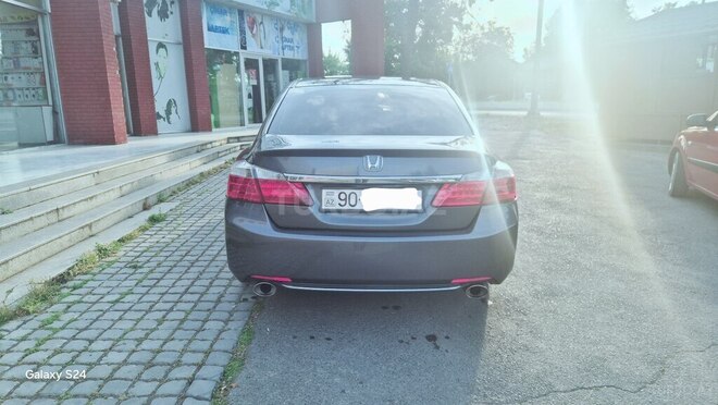 Honda Accord-5