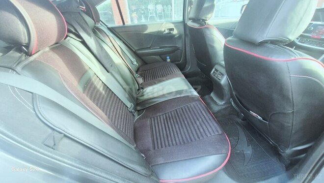 Honda Accord-10