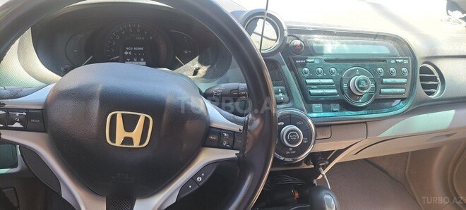 Honda Insight-4