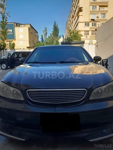 Nissan Maxima-1