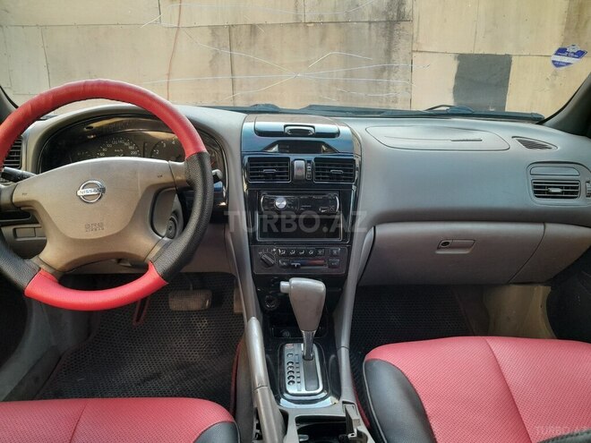 Nissan Maxima-3