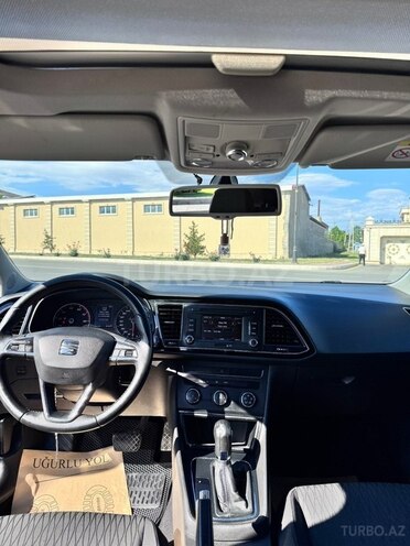 SEAT Leon-10