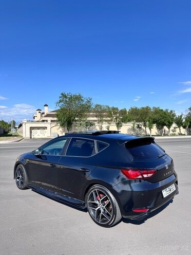 SEAT Leon-7