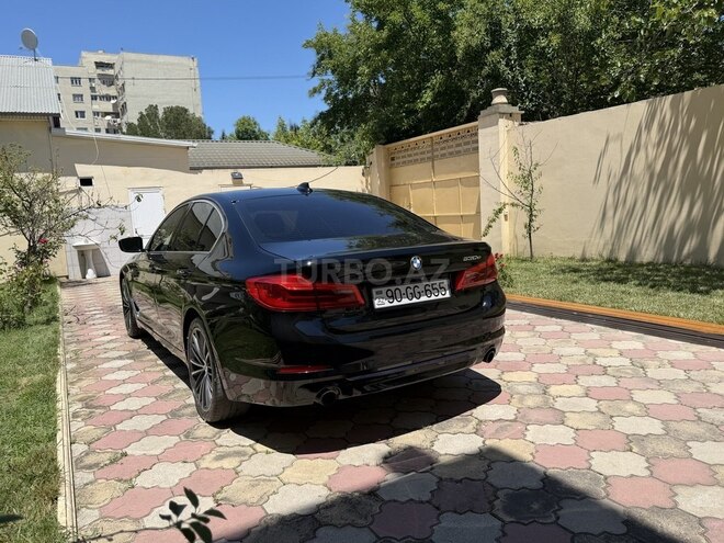BMW 530e-5