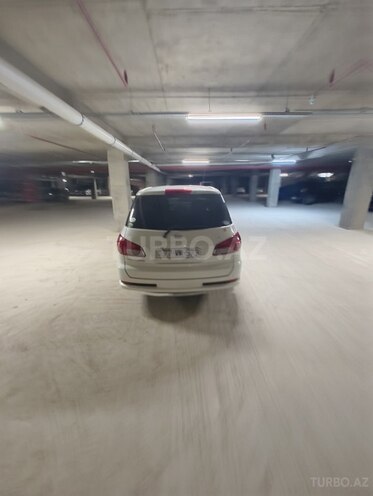 Nissan Wingroad-5