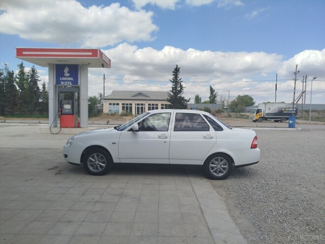 LADA (VAZ) Priora-11