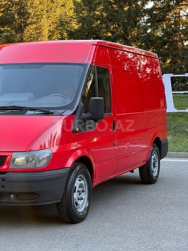 Ford Transit-7