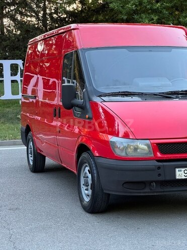 Ford Transit-6