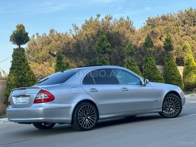 Mercedes E 320-8