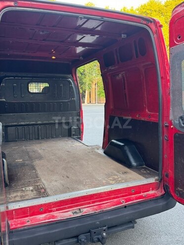 Ford Transit-18