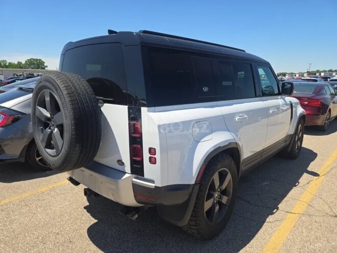 Land Rover Defender-4