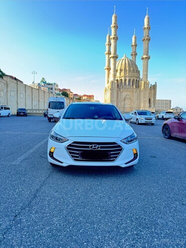 Hyundai Avante-1
