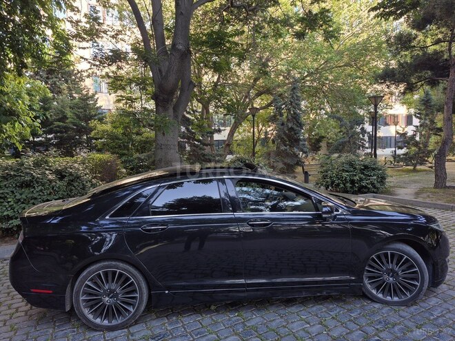 Lincoln MKZ-5