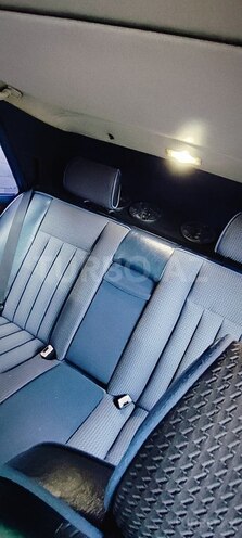 Mercedes 200 E-5