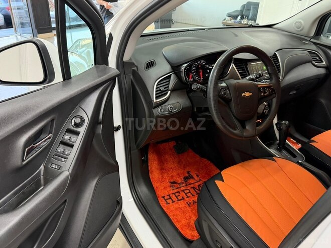 Chevrolet Trax-10