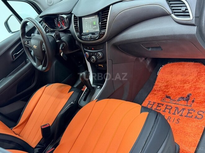 Chevrolet Trax-11