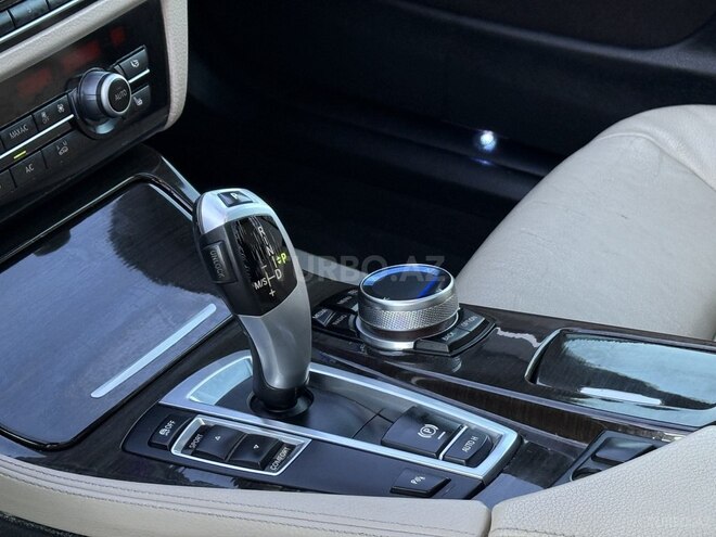 BMW 528-13