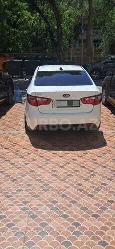 Kia Rio-2