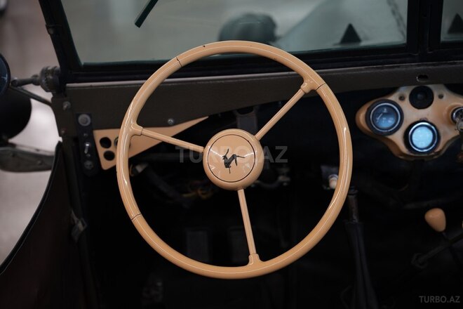 GAZ 67-5
