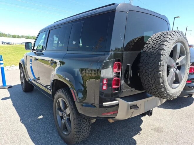 Land Rover Defender-4