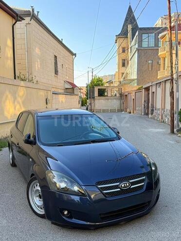 Kia Ceed-1