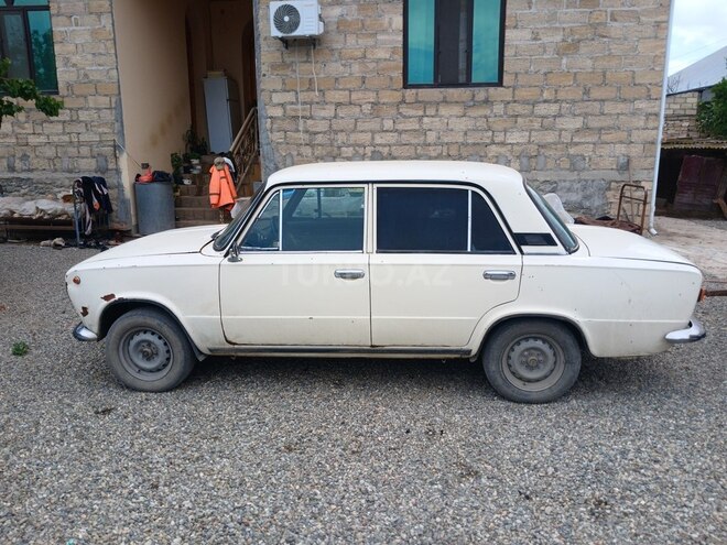 LADA (VAZ) 21011-9