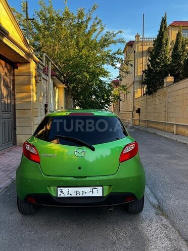 Mazda 2-2