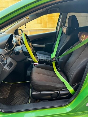 Mazda 2-5