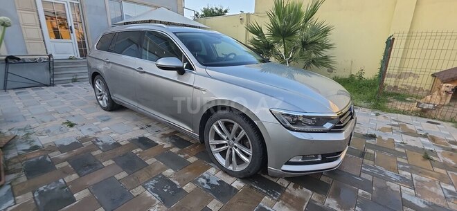 Volkswagen Passat-5