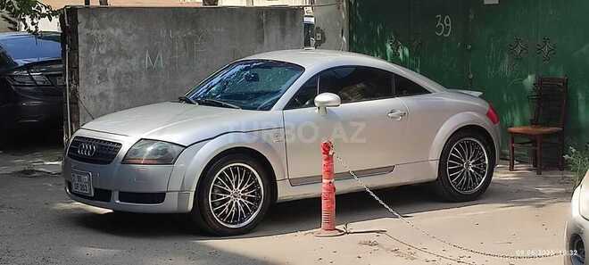 Audi TT-4