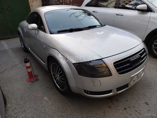 Audi TT-1