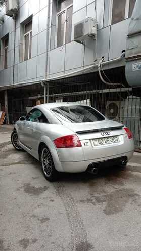 Audi TT-9