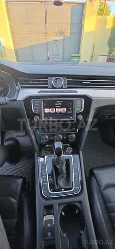 Volkswagen Passat-9