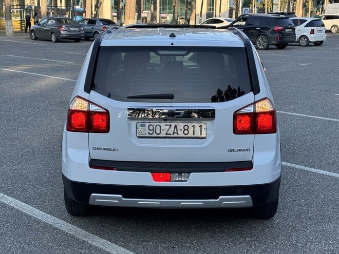 Chevrolet Orlando-5