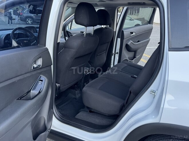 Chevrolet Orlando-12
