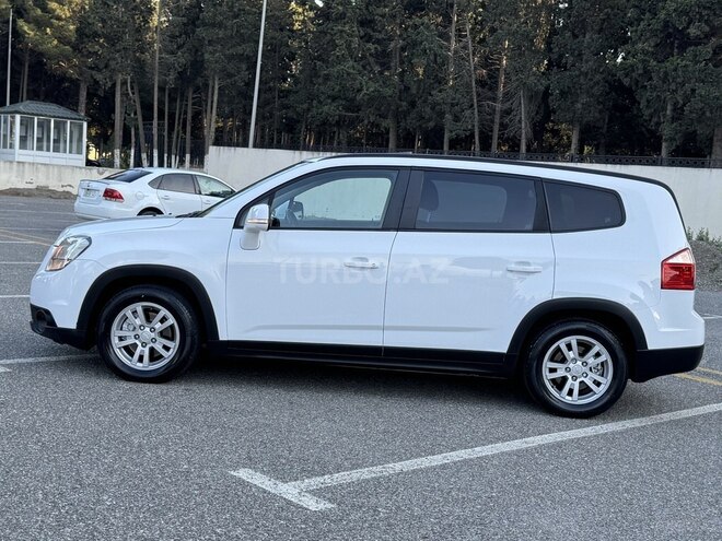 Chevrolet Orlando-8