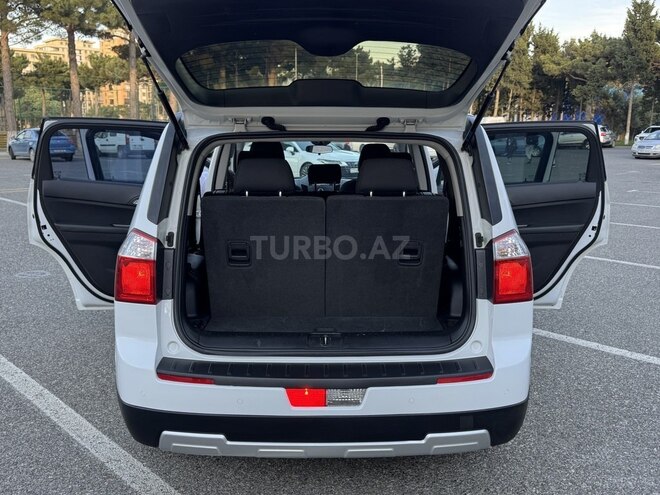 Chevrolet Orlando-13