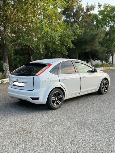 Ford Focus-4